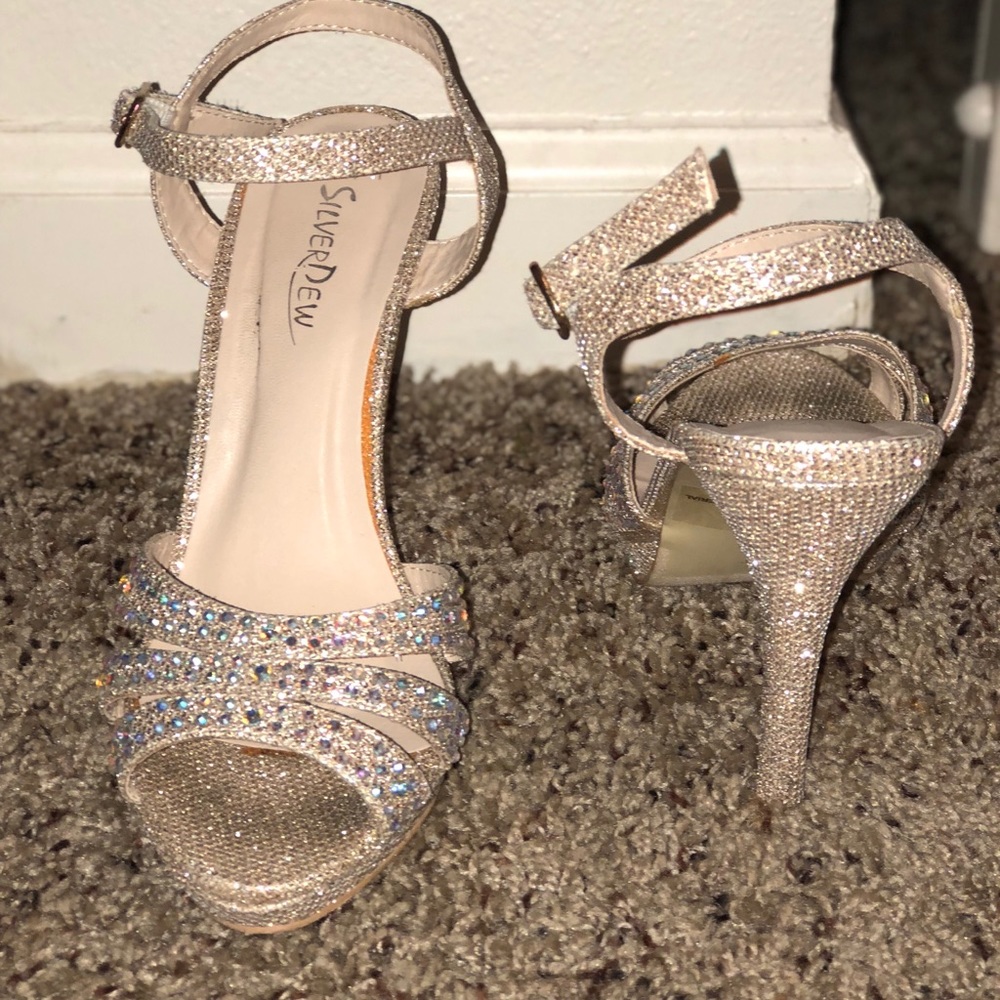 Sparkly heels. About 2-2.5 in